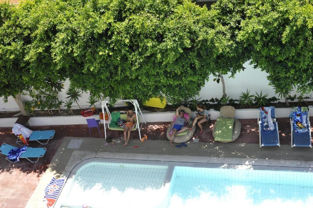 Porto Plazza Hotel แอร์ซอนิสซอส ภายนอก รูปภาพ