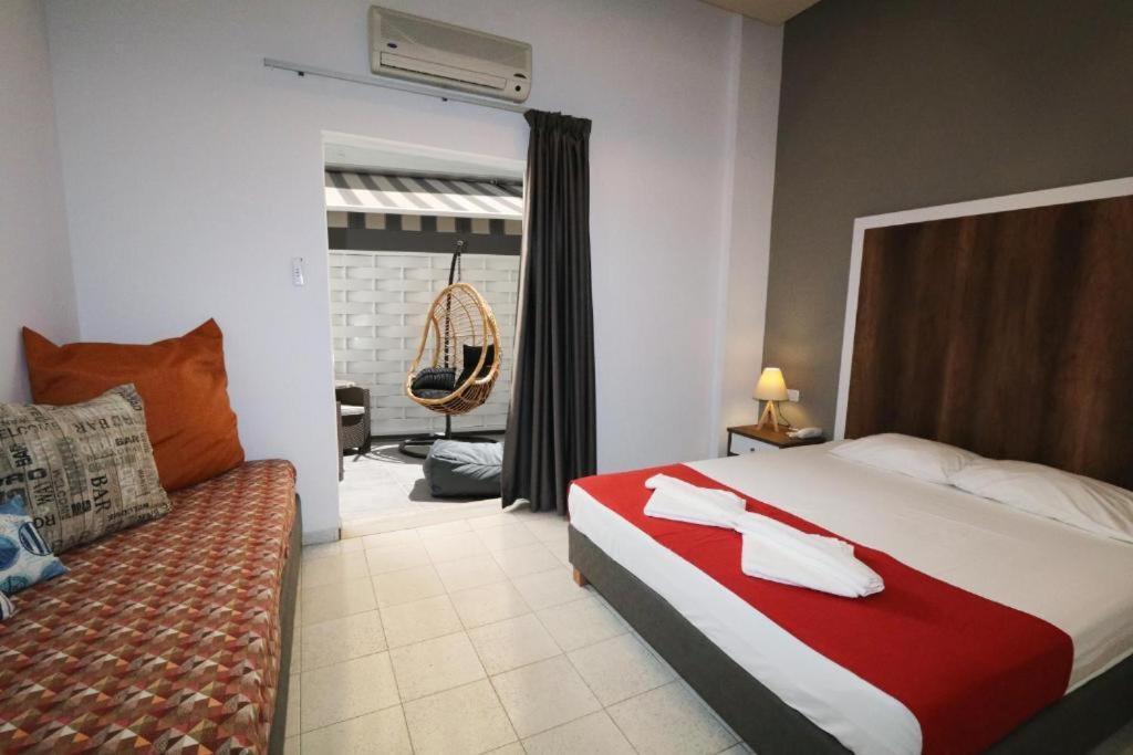 Porto Plazza Hotel แอร์ซอนิสซอส ภายนอก รูปภาพ