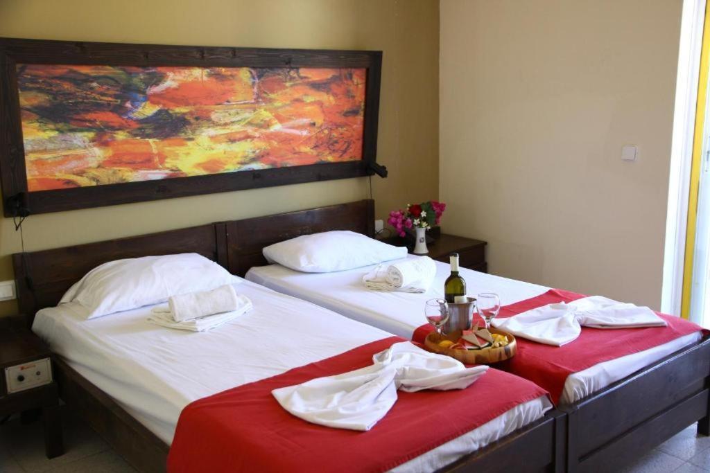 Porto Plazza Hotel แอร์ซอนิสซอส ภายนอก รูปภาพ